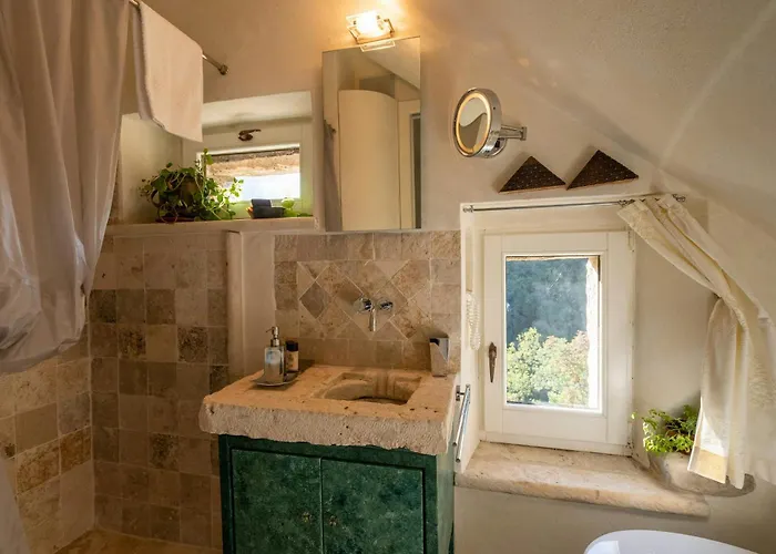 Medieval Tower In Sibillini Mountains Park * Vetice